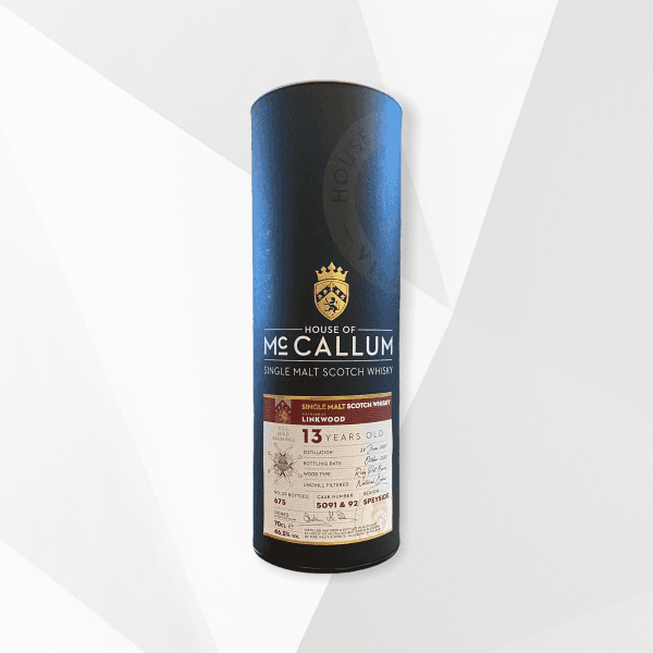 Single Malt Scotch Whisky - Port Cask Finish – Speyside
Single Malt, som virkelig viser hvad kombinationen af Speyside og Portvinsfade kan når de kombineres perfekt. En whisky som får det bedste frem fra begge dele og som er i nærmest perfekt balance.
Duftnoter: 
Karamel, Rosiner og læder.
Smagsnoter:
Fyldig med modne blommer, honning og abrikos. 
Lang eftersmag med en lækker afrunding af figner og moden frugt
