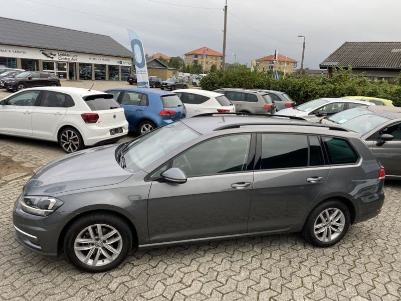 VW Golf VII 1.6 TDI 115 Comfortline Variant DSG