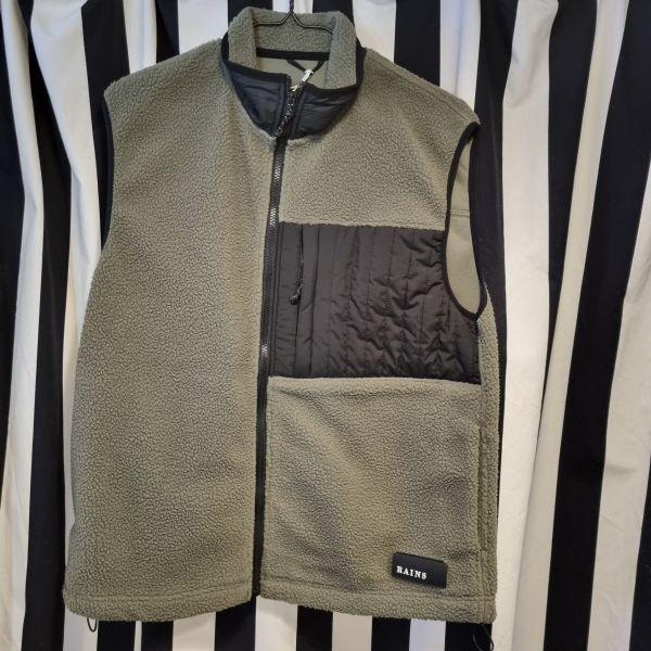 RAINS fleece vest