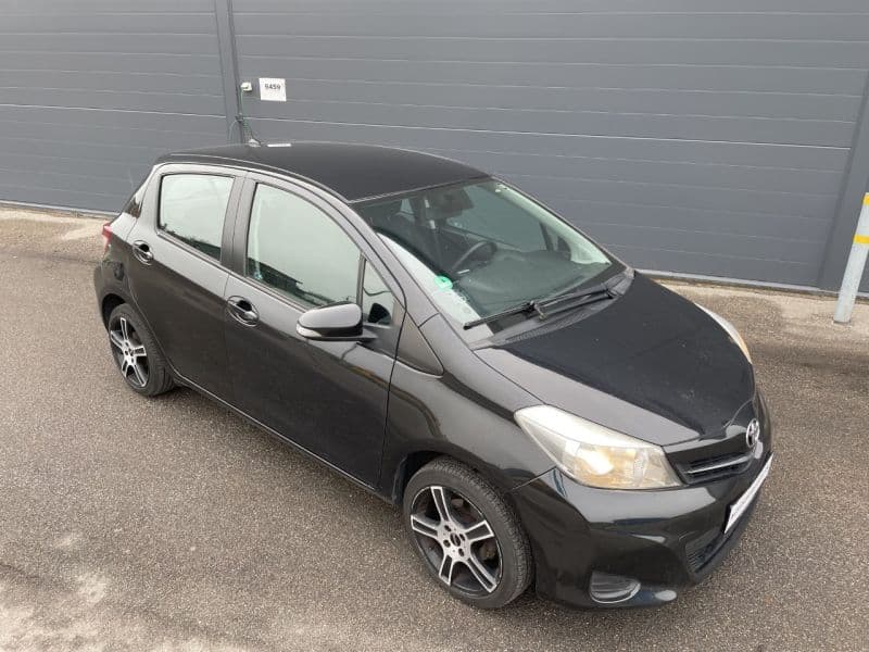 TOYOTA YARIS 1.3 VVT-i T2 TOUCH 5d