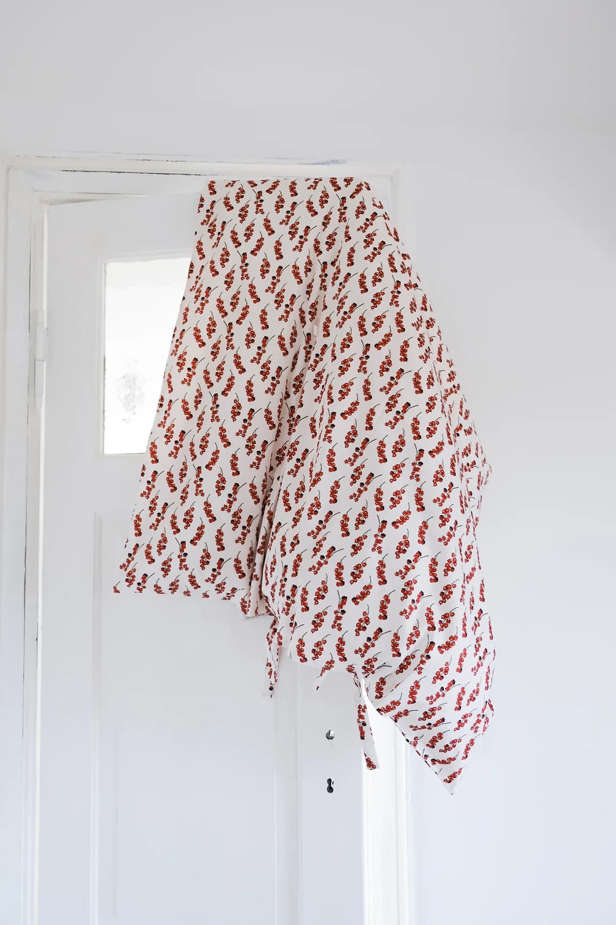 Son Rabbits - Junior sengetøj hvid m/ ribs 100x140 cm-logo